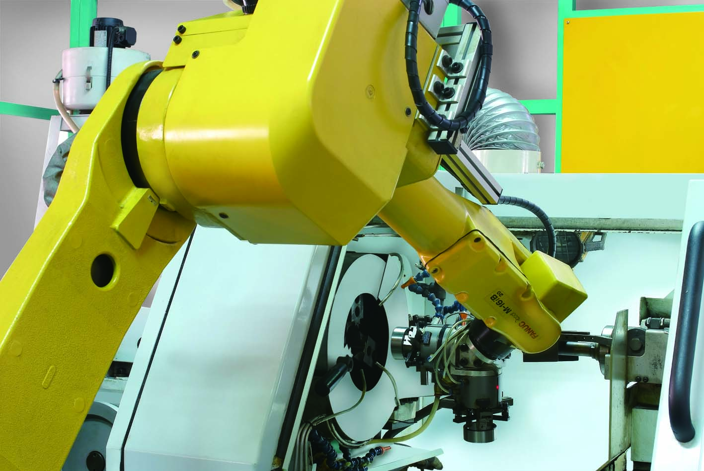 Robot , BTA drilling machine